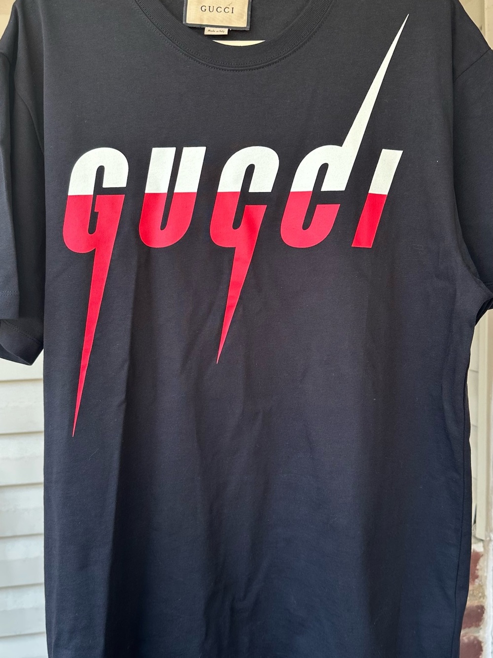 Gucci Black Short-Sleeve Tee with Red & White Logo . 2XXL . Width 24 length 31